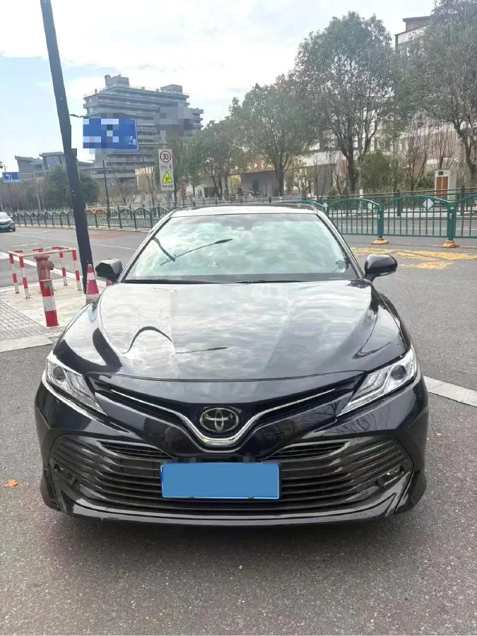2018 Toyota Camry 2.0L 169HP L4 6AT,autocango,china used car exporter,china ev exporter,chinese used car exporter,chinese used ev exporter