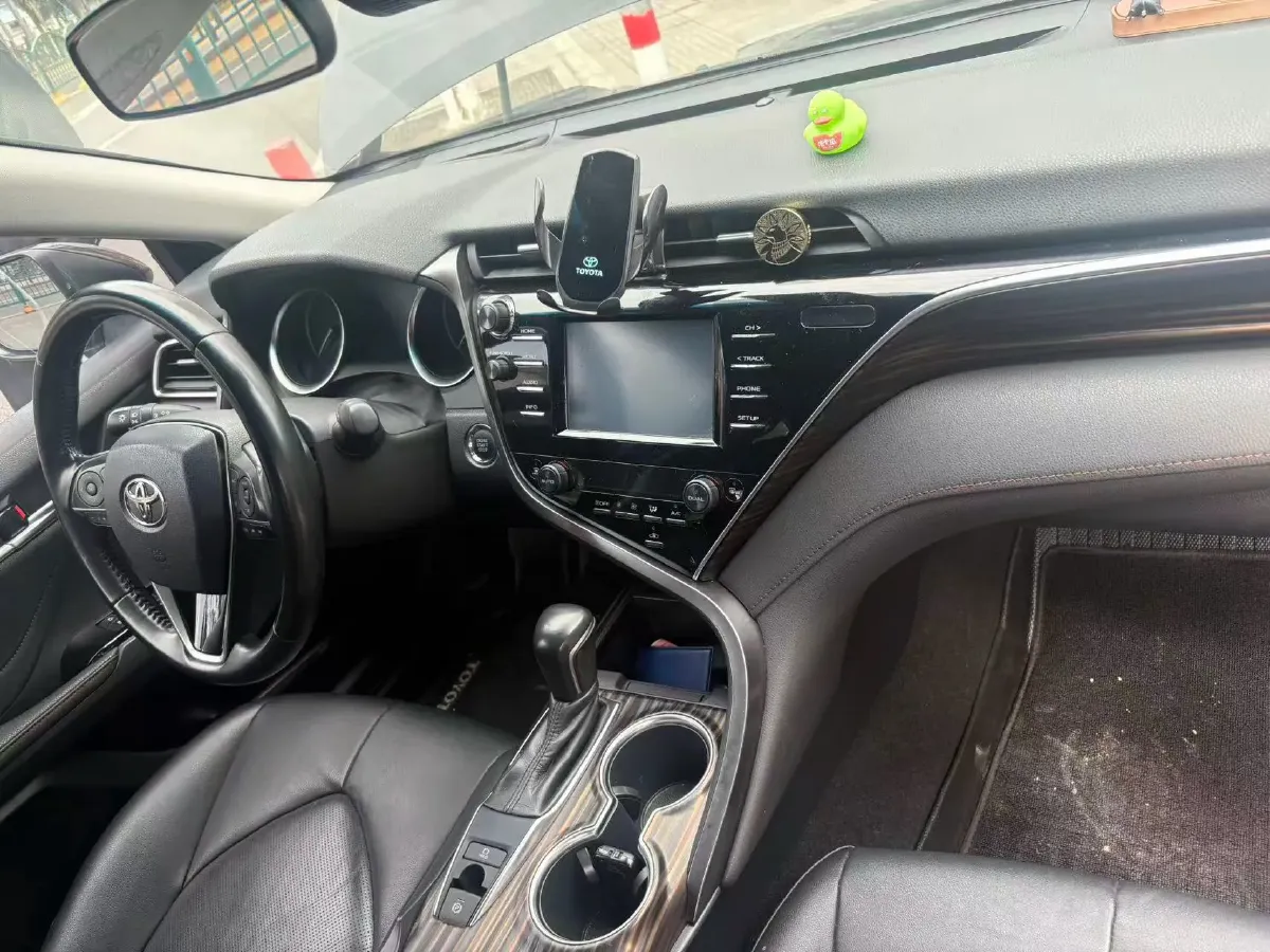 2018 Toyota Camry 2.0L 169HP L4 6AT,autocango,china used car exporter,china ev exporter,chinese used car exporter,chinese used ev exporter