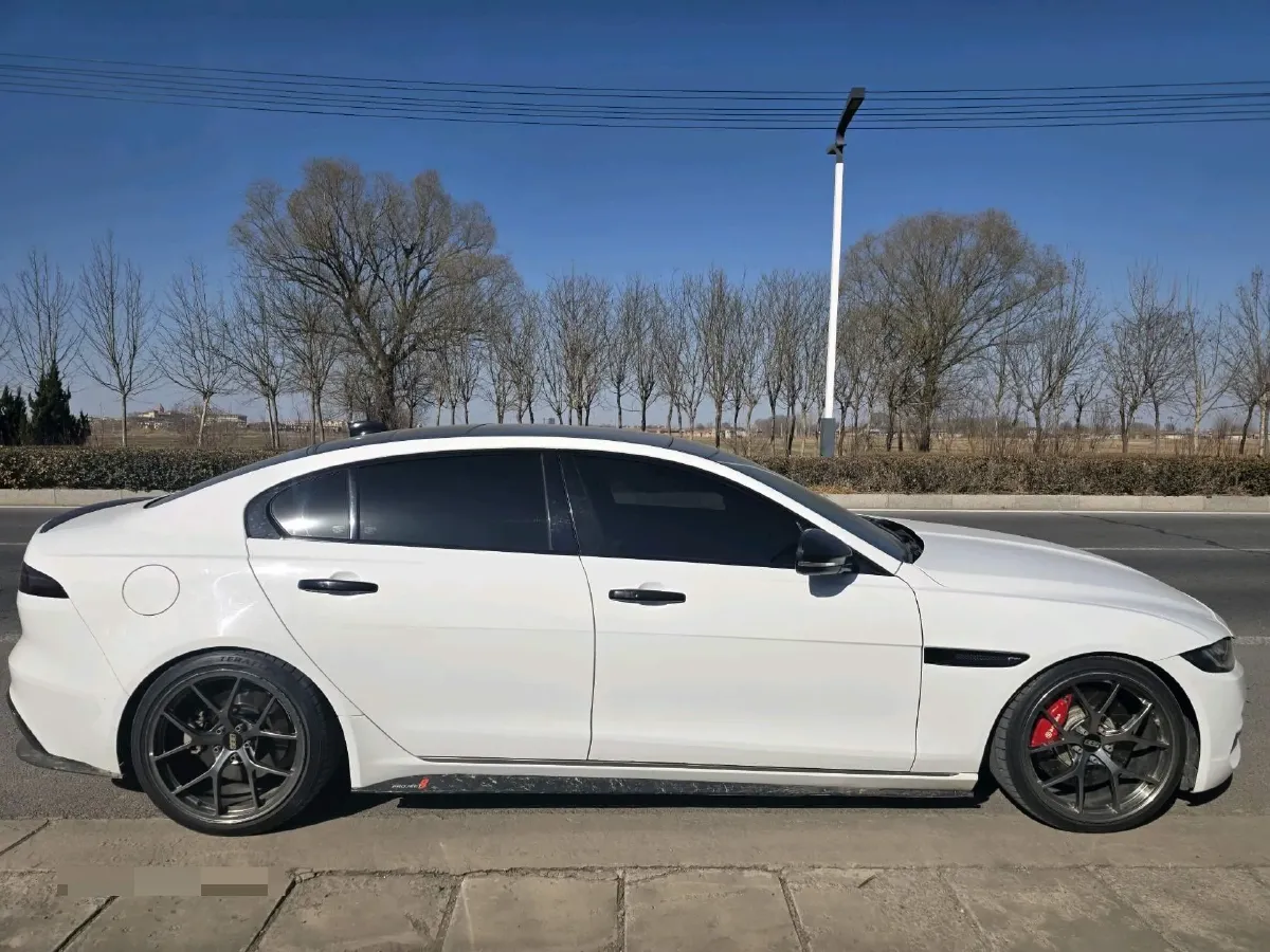 2021 Jaguar XEL 2.0T 250HP L4 8AT,autocango,china used car exporter,china ev exporter,chinese used car exporter,chinese used ev exporter