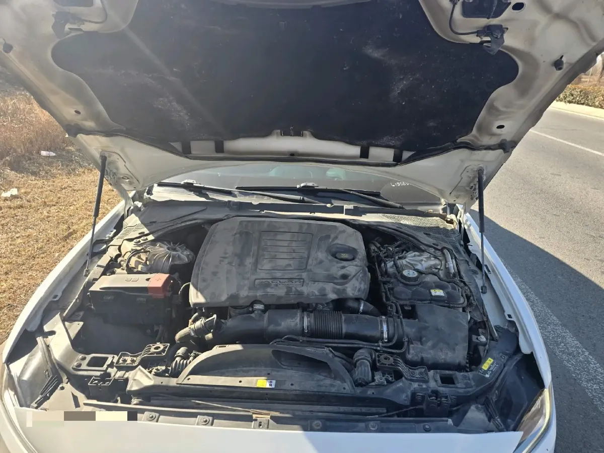 2021 Jaguar XEL 2.0T 250HP L4 8AT,autocango,china used car exporter,china ev exporter,chinese used car exporter,chinese used ev exporter