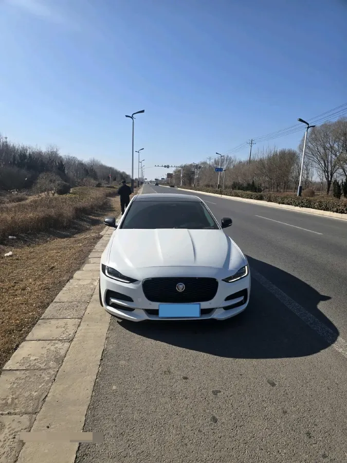 2021 Jaguar XEL 2.0T 250HP L4 8AT,autocango,china used car exporter,china ev exporter,chinese used car exporter,chinese used ev exporter