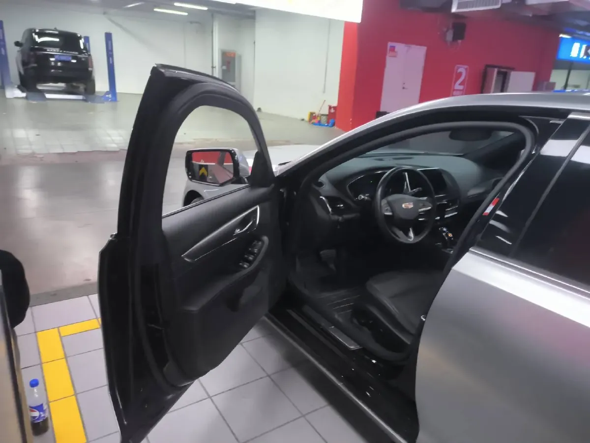 2022 Cadillac CT5 2.0T 237HP L4 10AT,autocango,china used car exporter,china ev exporter,chinese used car exporter,chinese used ev exporter