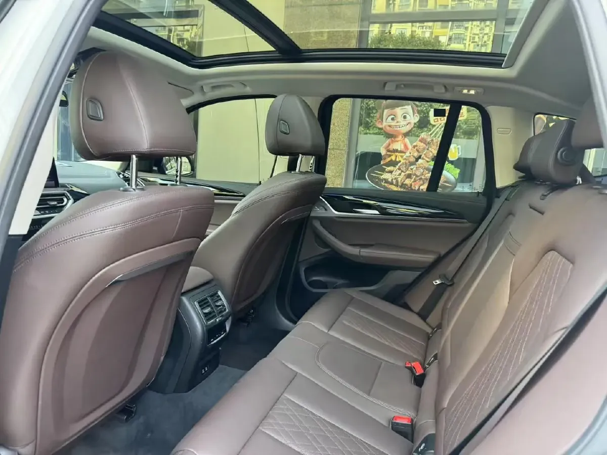 2022 BMW X3 2.0T 184HP L4 8AT,autocango,china used car exporter,china ev exporter,chinese used car exporter,chinese used ev exporter