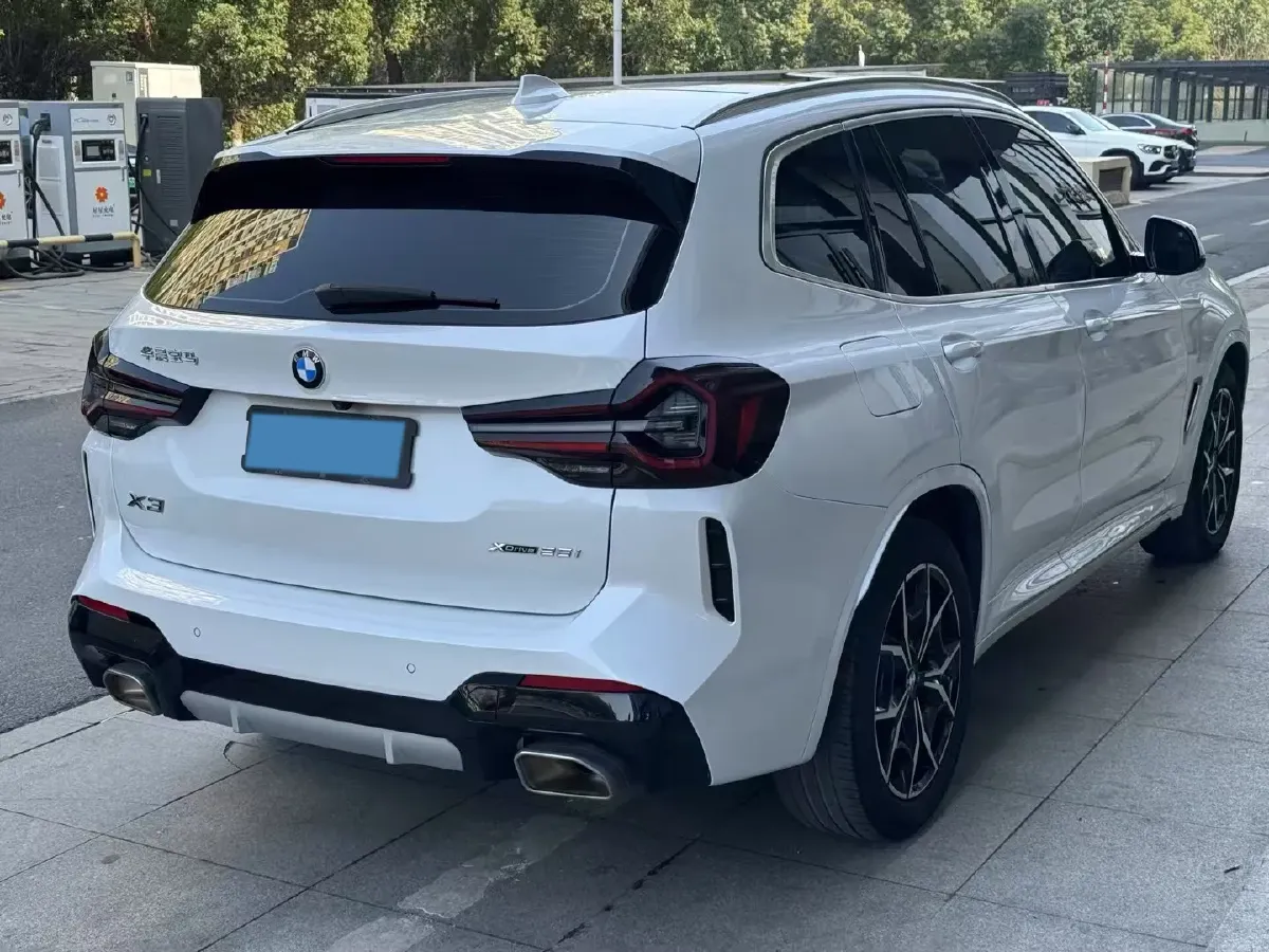 2022 BMW X3 2.0T 184HP L4 8AT,autocango,china used car exporter,china ev exporter,chinese used car exporter,chinese used ev exporter