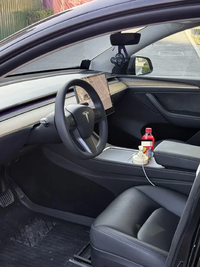 2022 Tesla Model Y BEV 60KWH,autocango,china used car exporter,china ev exporter,chinese used car exporter,chinese used ev exporter