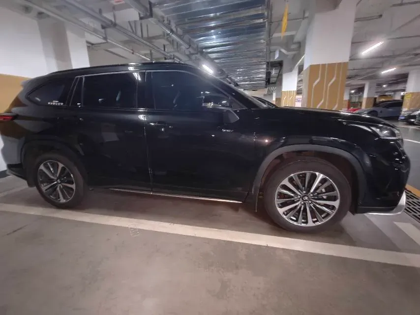 2024 Toyota Crown Kluger 2.5L 189HP L4 E-CVT Hybrid,autocango,china used car exporter,china ev exporter,chinese used car exporter,chinese used ev exporter