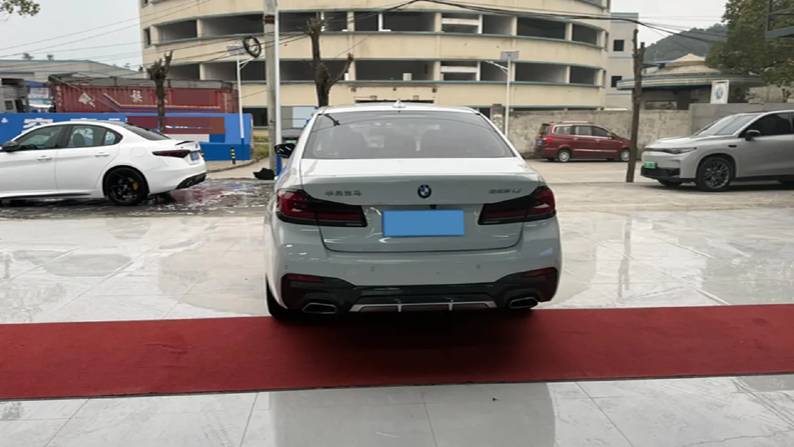 2021 BMW 5 Series 2.0T 184HP L4 8AT,autocango,china used car exporter,china ev exporter,chinese used car exporter,chinese used ev exporter