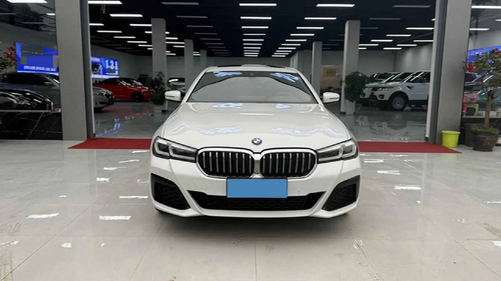 2021 BMW 5 Series 2.0T 184HP L4 8AT,autocango,china used car exporter,china ev exporter,chinese used car exporter,chinese used ev exporter