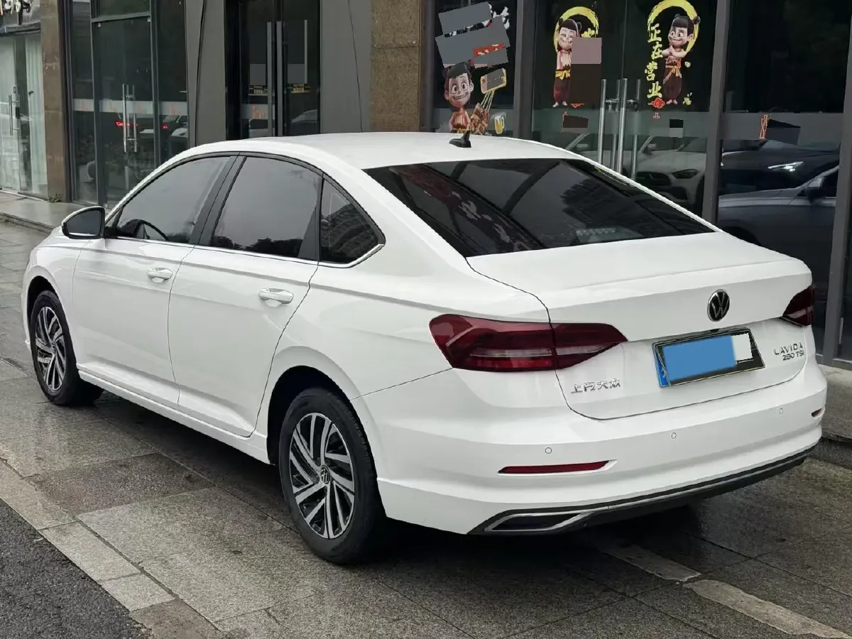 2022 Volkswagen T-Roc 1.4T 150HP L4 7DCT,autocango,china used car exporter,china ev exporter,chinese used car exporter,chinese used ev exporter