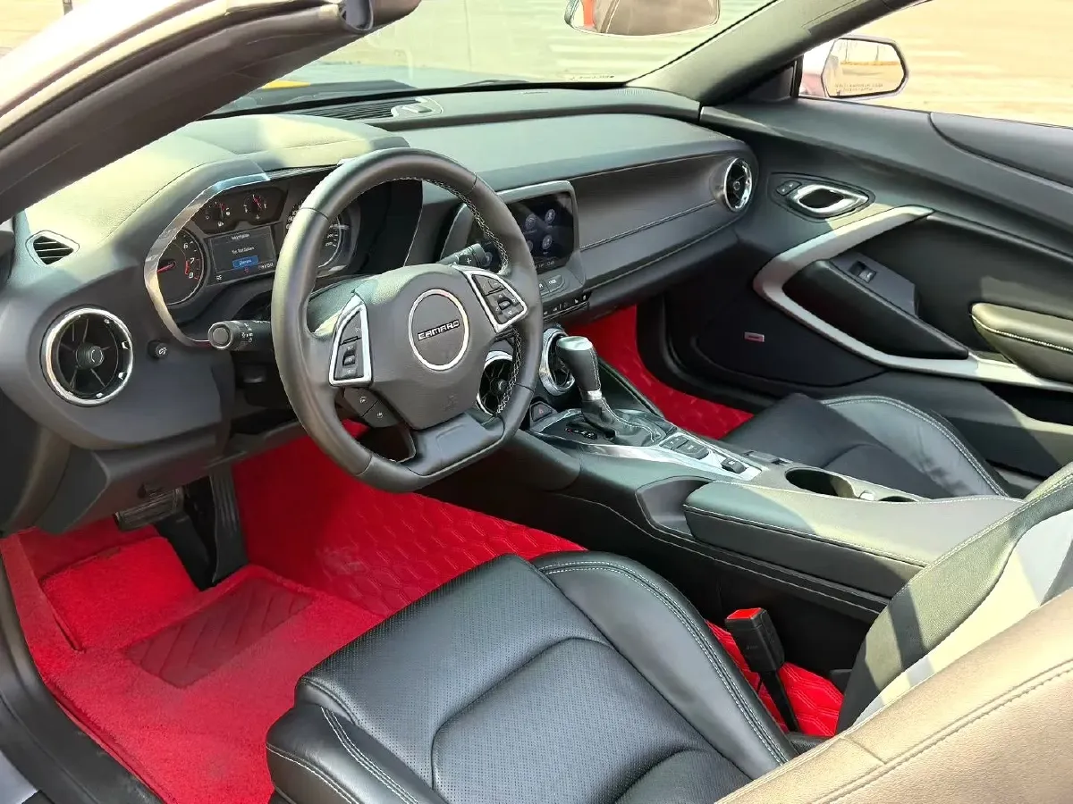 2017 Chevrolet Camaro 2.0T 275HP L4 8AT,autocango,china used car exporter,china ev exporter,chinese used car exporter,chinese used ev exporter