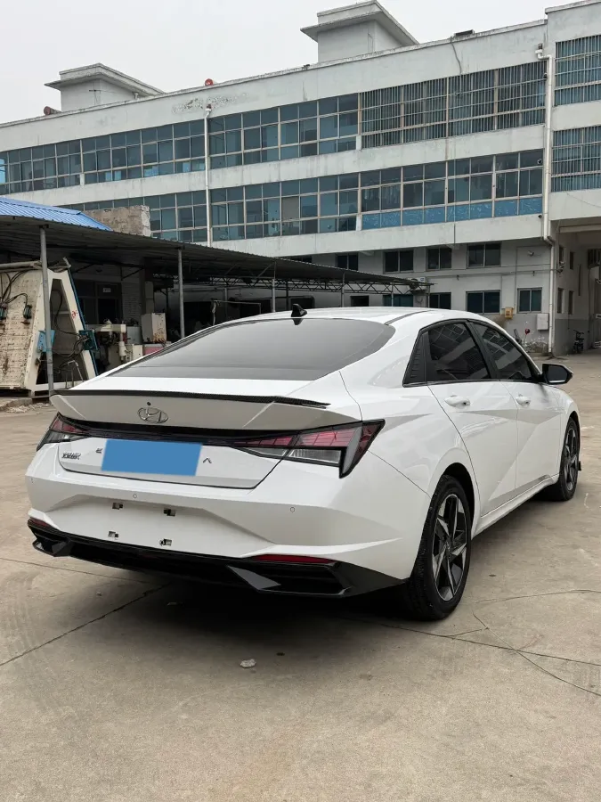 2021 Hyundai Elantra 1.5L 115HP L4 CVT,autocango,china used car exporter,china ev exporter,chinese used car exporter,chinese used ev exporter