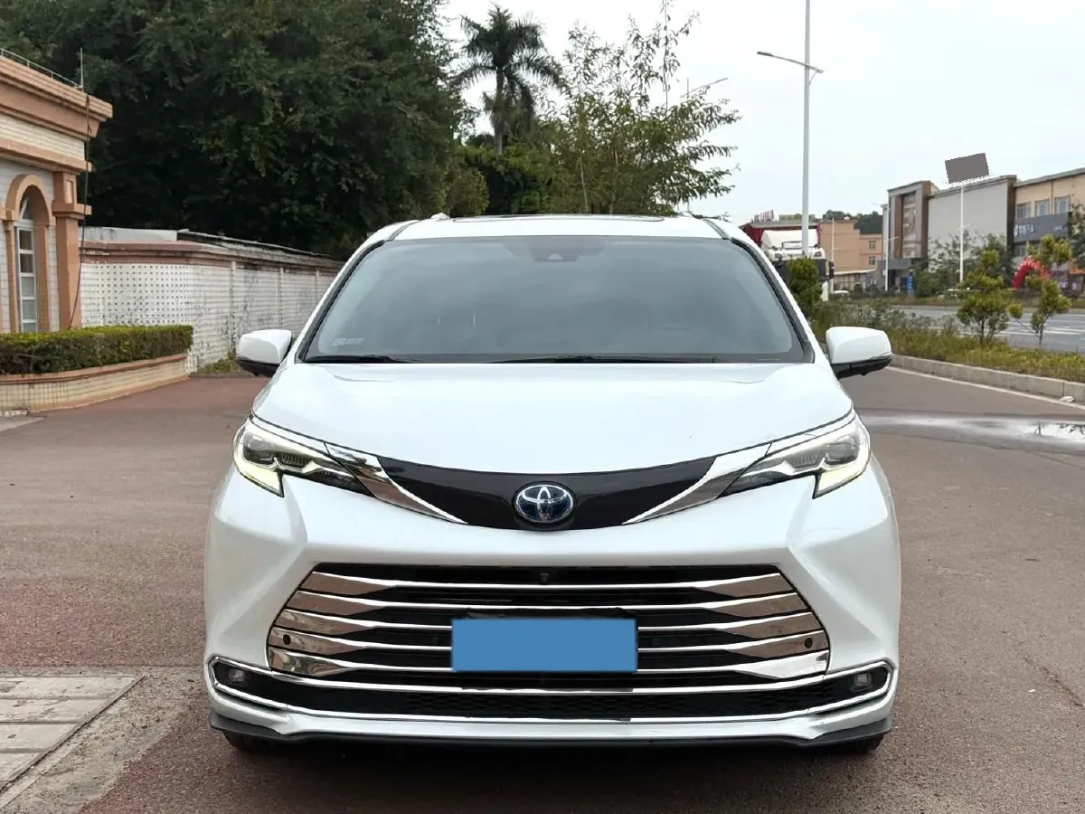 2021 Toyota Sienna 2.5L 192HP L4 E-CVT Hybrid,autocango,china used car exporter,china ev exporter,chinese used car exporter,chinese used ev exporter