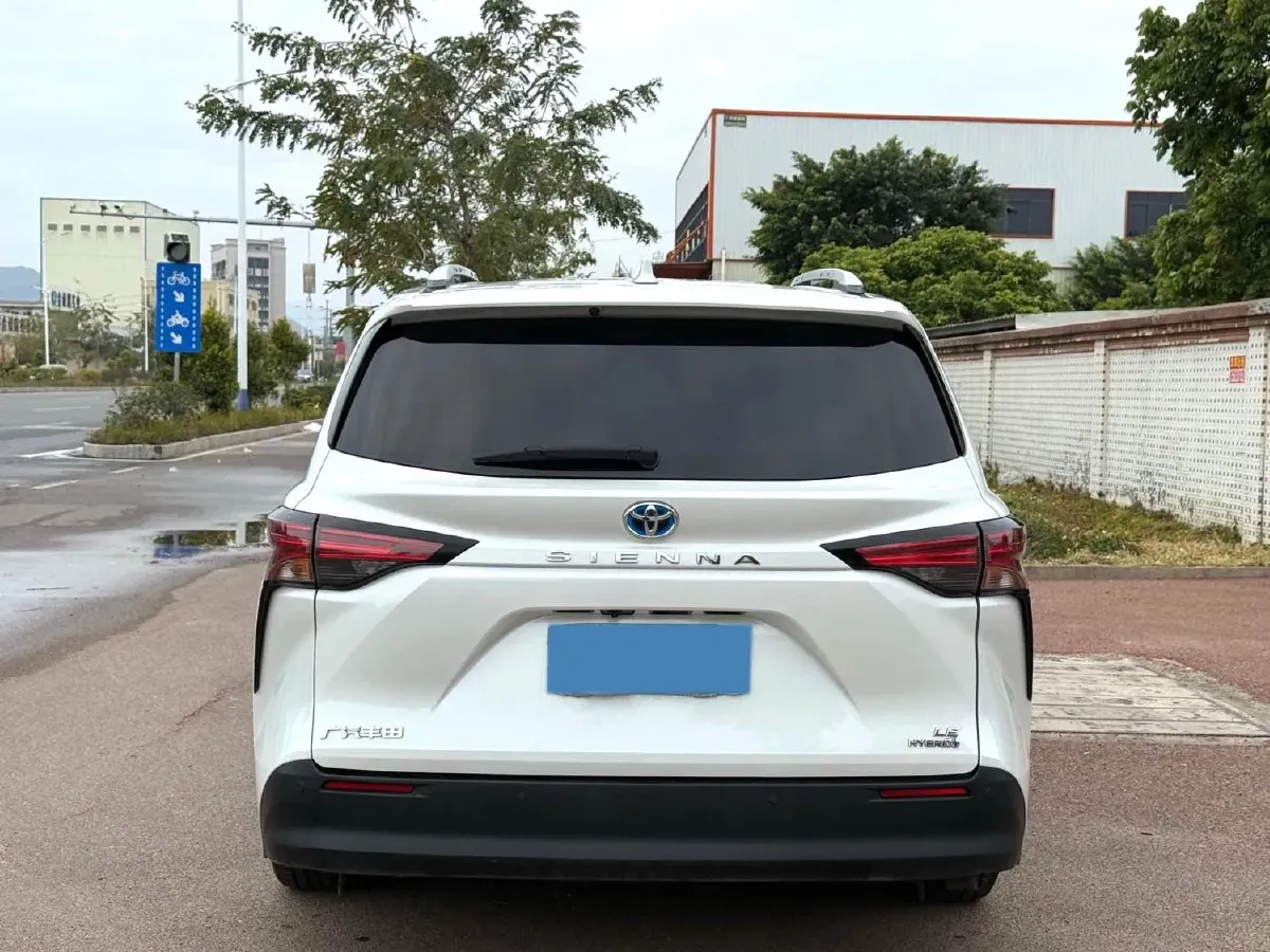2021 Toyota Sienna 2.5L 192HP L4 E-CVT Hybrid,autocango,china used car exporter,china ev exporter,chinese used car exporter,chinese used ev exporter