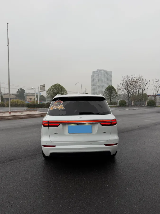 2021 Li ONE Range Extended 131HP REEV 40.5KWH,autocango,china used car exporter,china ev exporter,chinese used car exporter,chinese used ev exporter