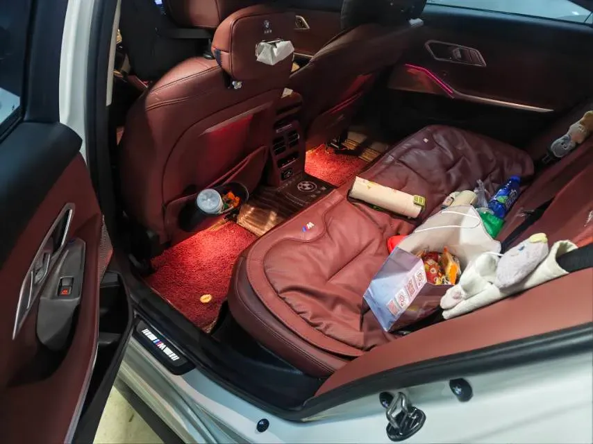 2023 BMW 3 Series 2.0T 184HP L4 8AT,autocango,china used car exporter,china ev exporter,chinese used car exporter,chinese used ev exporter