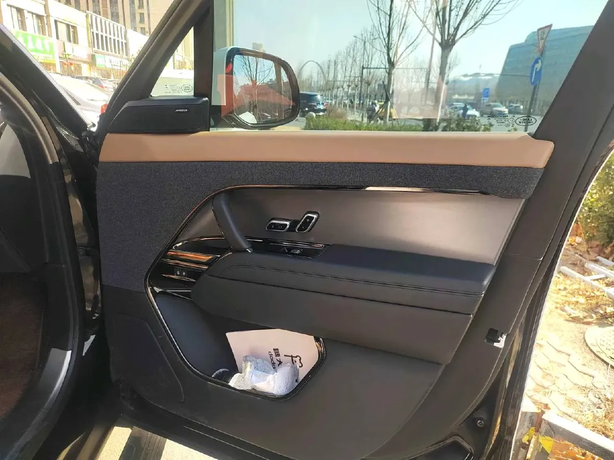 2024 Land Rover Range Rover Sport 3.0T 400HP L6 8AT,autocango,china used car exporter,china ev exporter,chinese used car exporter,chinese used ev exporter