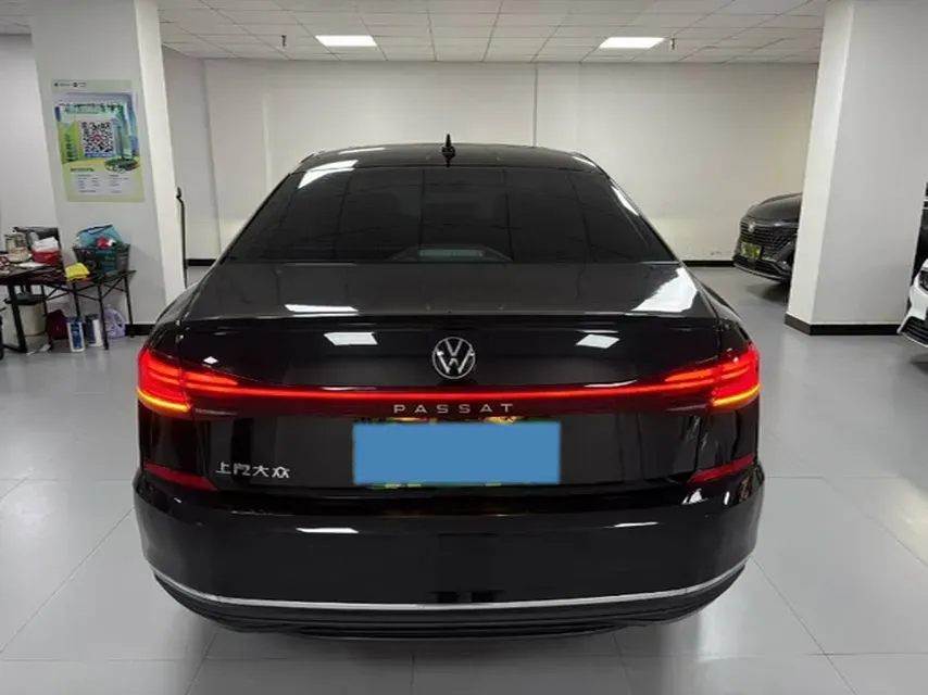2025 Volkswagen Passat 2.0T 186HP L4 7DCT,autocango,china used car exporter,china ev exporter,chinese used car exporter,chinese used ev exporter