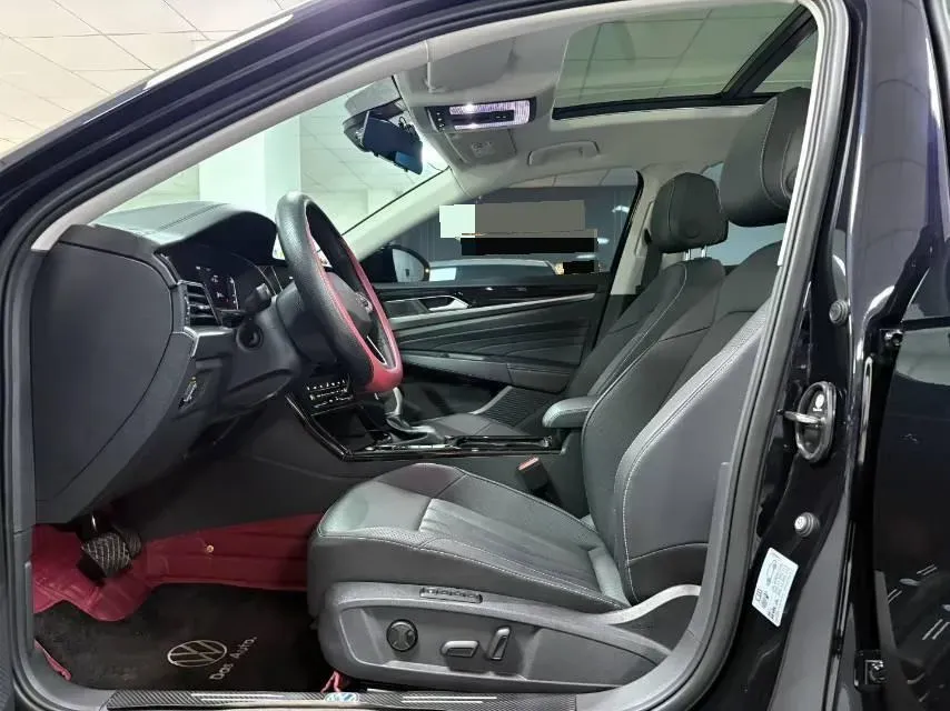 2025 Volkswagen Passat 2.0T 186HP L4 7DCT,autocango,china used car exporter,china ev exporter,chinese used car exporter,chinese used ev exporter