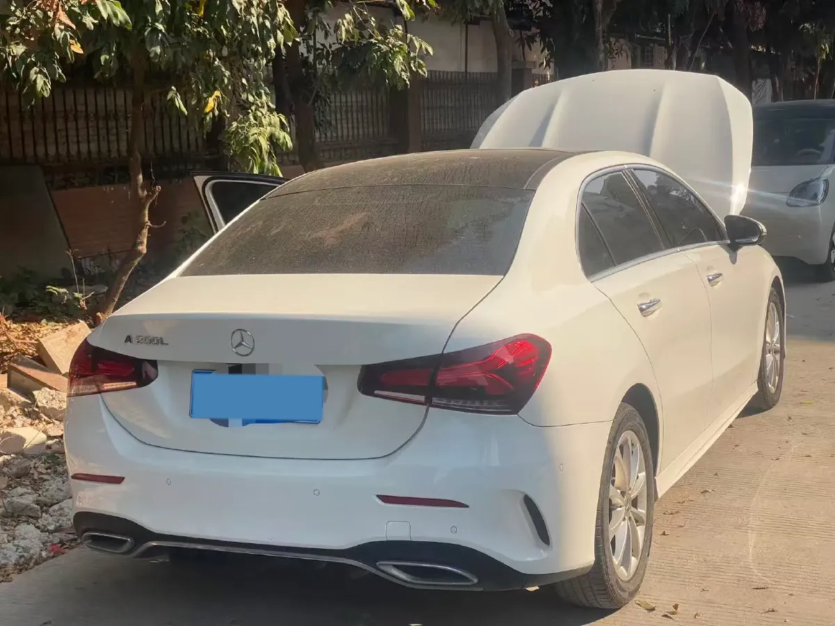 2021 Mercedes-Benz A Class 1.3T 163HP L4 7DCT,autocango,china used car exporter,china ev exporter,chinese used car exporter,chinese used ev exporter