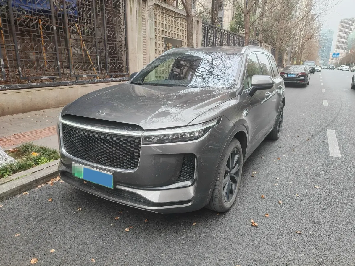 2020 Li ONE Range Extended 131HP REEV 40.5KWH,autocango,china used car exporter,china ev exporter,chinese used car exporter,chinese used ev exporter
