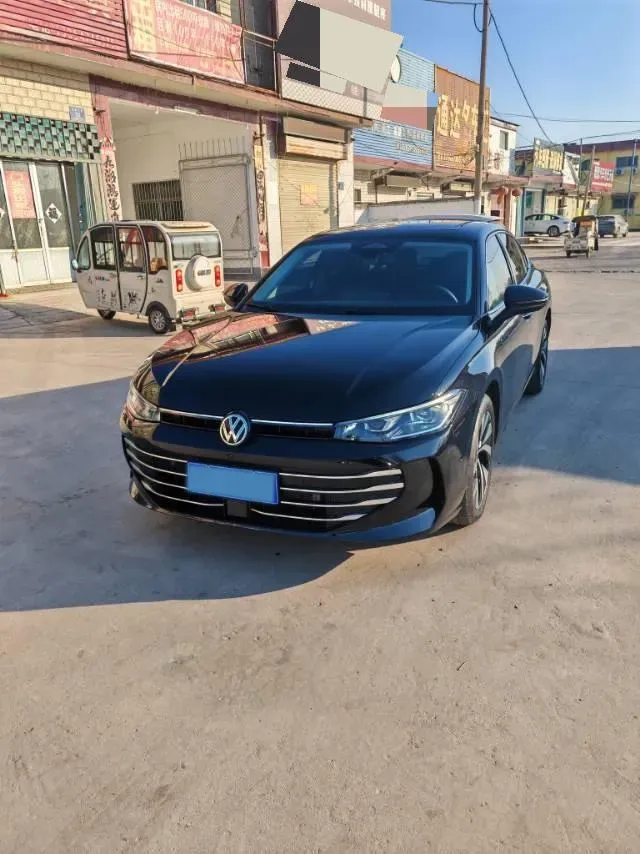 2025 Volkswagen Passat 2.0T 220HP L4 7DCT,autocango,china used car exporter,china ev exporter,chinese used car exporter,chinese used ev exporter