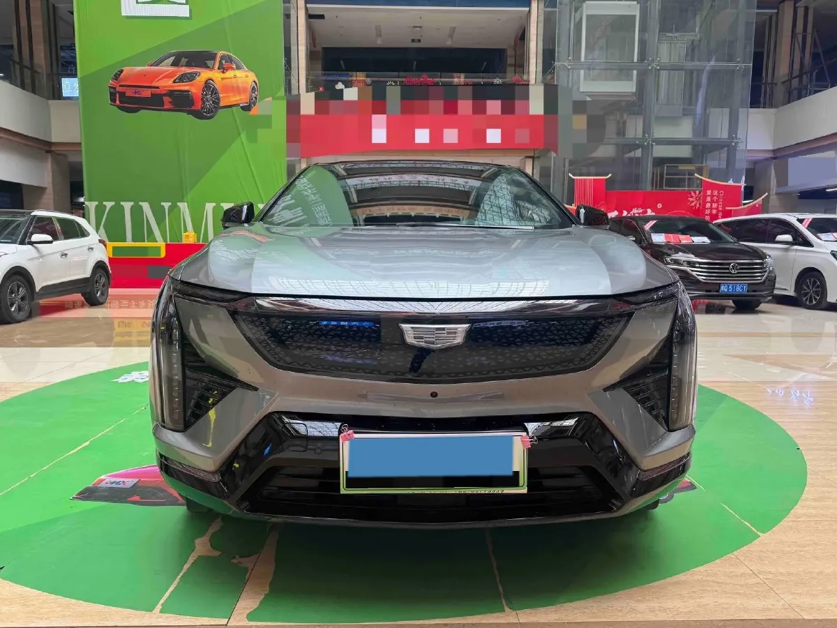 2024 Cadillac OPTIQ BEV 79.7KWH,autocango,china used car exporter,china ev exporter,chinese used car exporter,chinese used ev exporter