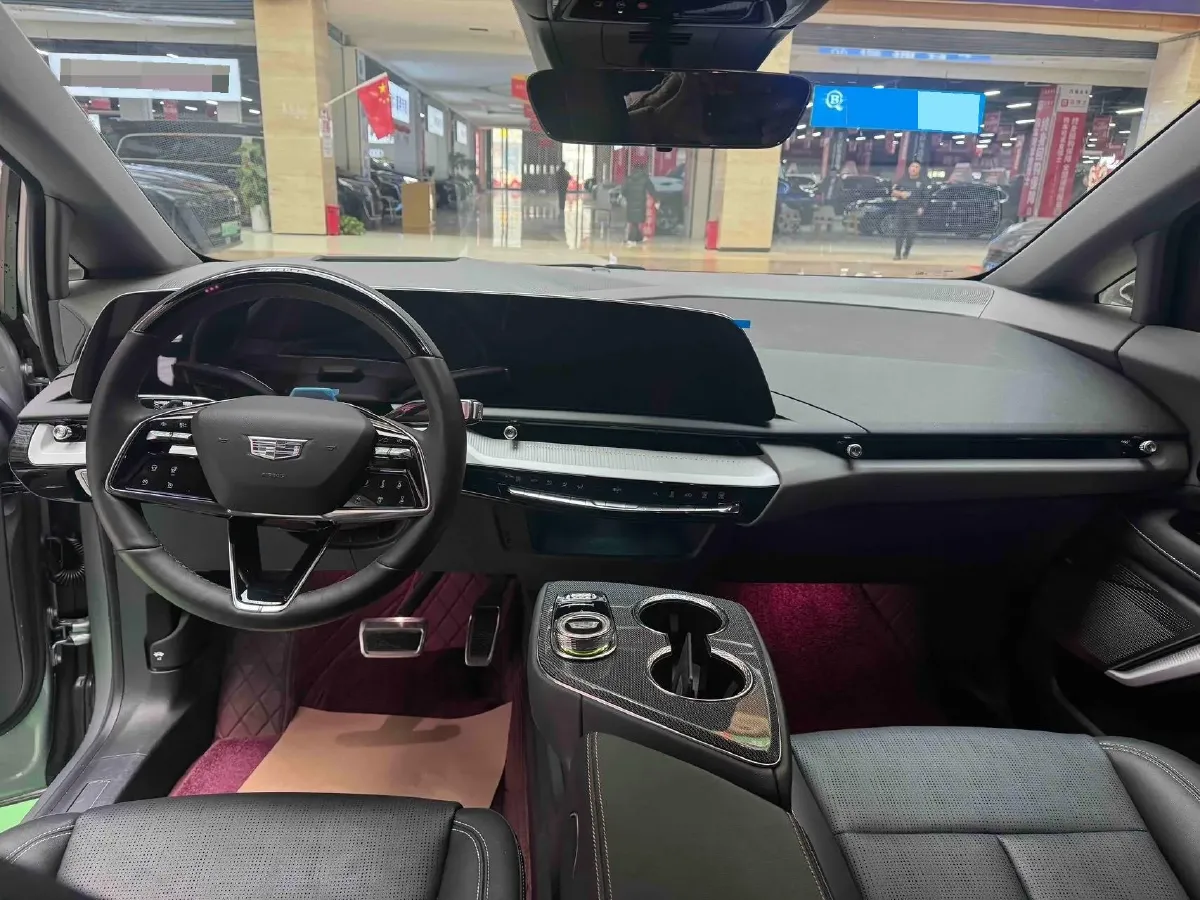 2024 Cadillac OPTIQ BEV 79.7KWH,autocango,china used car exporter,china ev exporter,chinese used car exporter,chinese used ev exporter