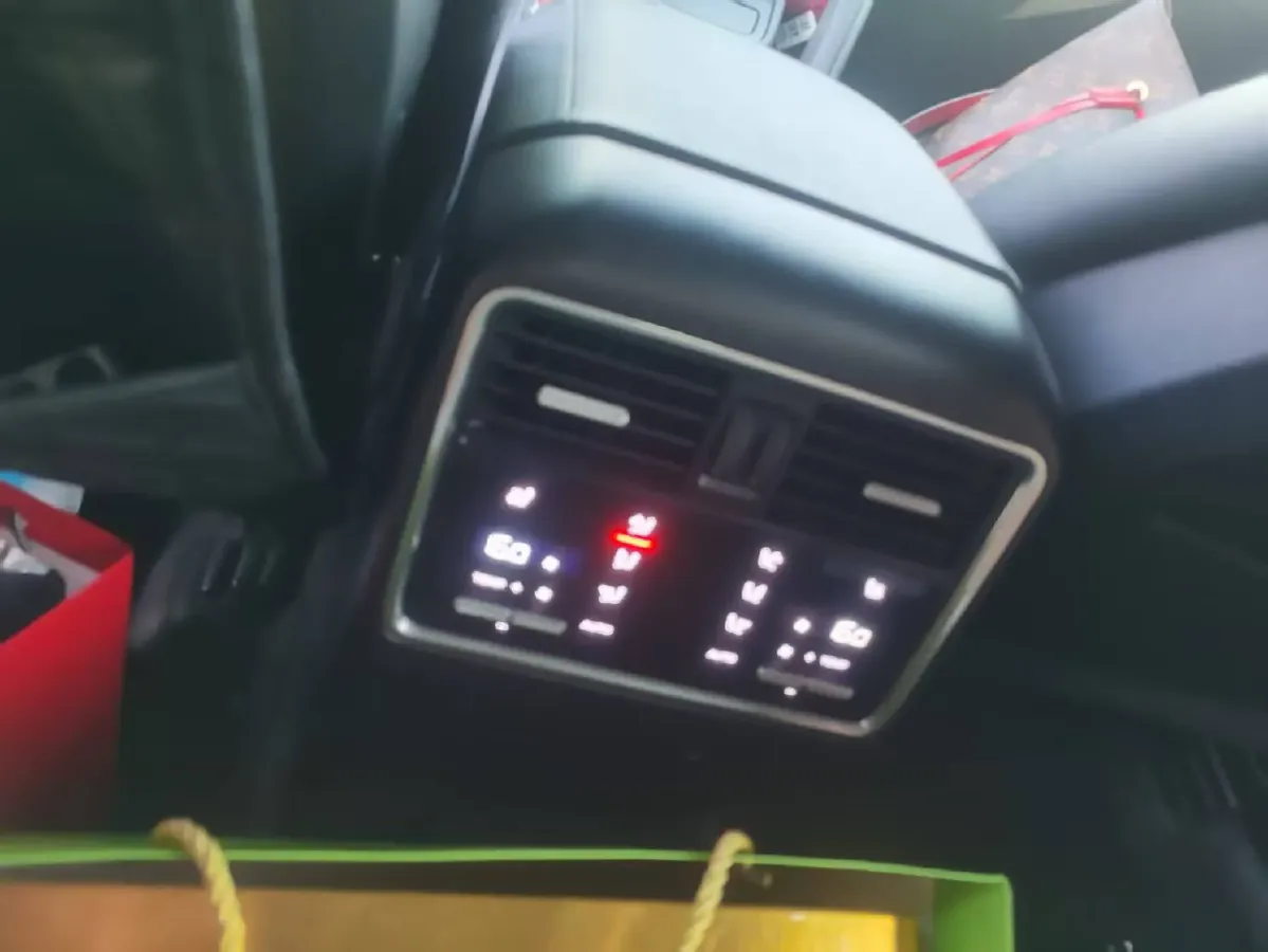 2019 Porsche Cayenne 3.0T 340HP V6 8AT,autocango,china used car exporter,china ev exporter,chinese used car exporter,chinese used ev exporter