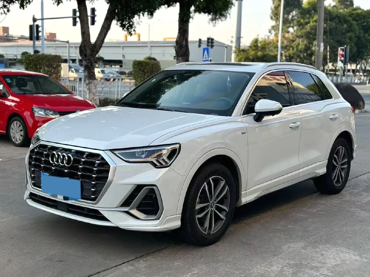 2021 Audi Q3 1.4T 150HP L4 7DCT,autocango,china used car exporter,china ev exporter,chinese used car exporter,chinese used ev exporter