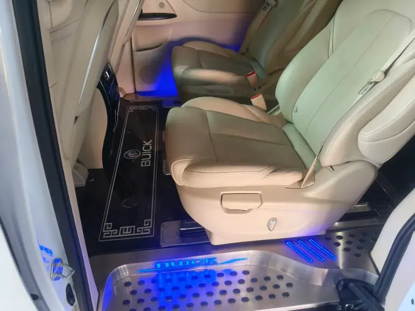 2022 Buick GL8 2.0T 237HP L4 9AT,autocango,china used car exporter,china ev exporter,chinese used car exporter,chinese used ev exporter