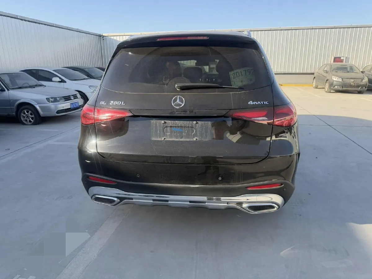 2024 Mercedes-Benz GLC Class 2.0T 204HP L4 9AT,autocango,china used car exporter,china ev exporter,chinese used car exporter,chinese used ev exporter