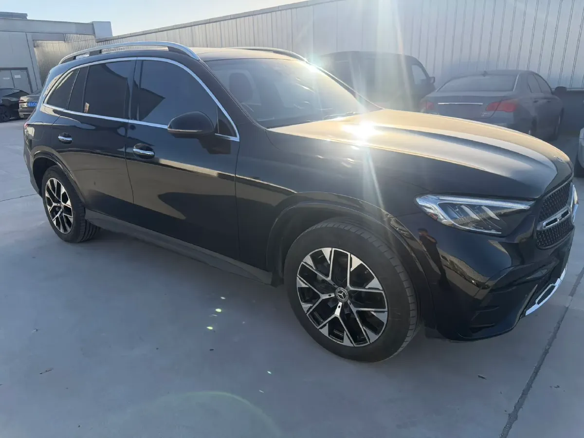 2024 Mercedes-Benz GLC Class 2.0T 204HP L4 9AT,autocango,china used car exporter,china ev exporter,chinese used car exporter,chinese used ev exporter