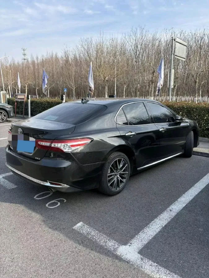 2023 Toyota Camry 2.5L 207HP L4 8AT,autocango,china used car exporter,china ev exporter,chinese used car exporter,chinese used ev exporter