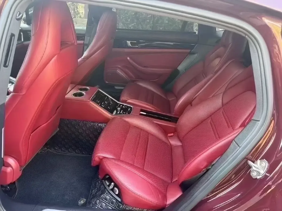 2017 Porsche Panamera 3.0T 330HP V6 8DCT,autocango,china used car exporter,china ev exporter,chinese used car exporter,chinese used ev exporter