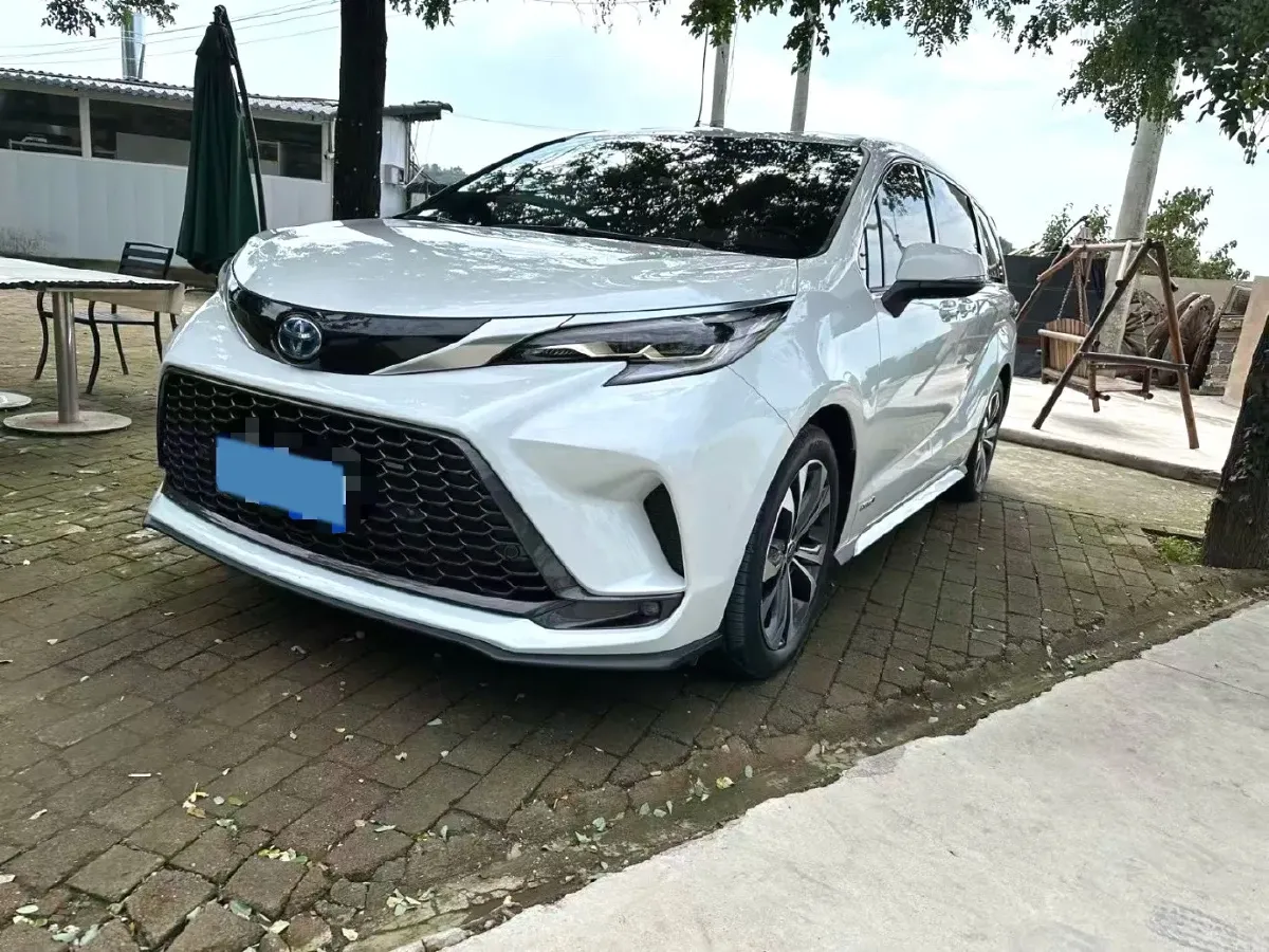2023 Toyota Granvia 2.5L 189HP L4 E-CVT Hybrid,autocango,china used car exporter,china ev exporter,chinese used car exporter,chinese used ev exporter
