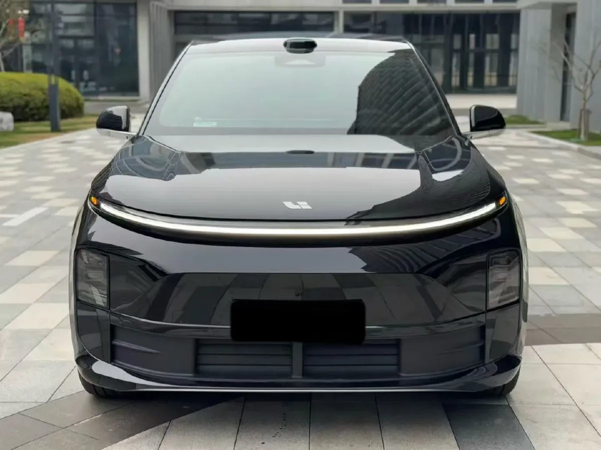 2025 Li L6 Range Extended 154HP L4 REEV,autocango,china used car exporter,china ev exporter,chinese used car exporter,chinese used ev exporter