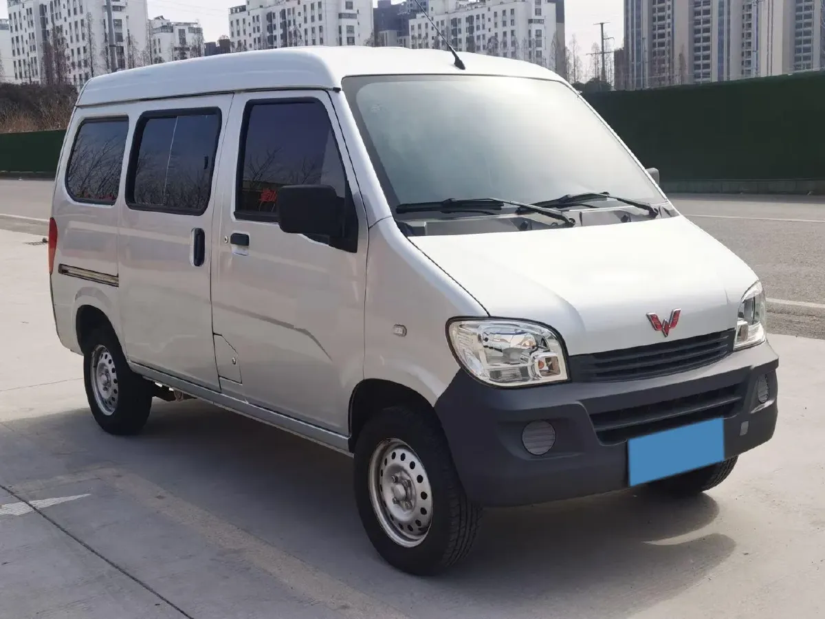 2020 WuLing ZhiGuang 1.2L 76HP L4 5MT,autocango,china used car exporter,china ev exporter,chinese used car exporter,chinese used ev exporter