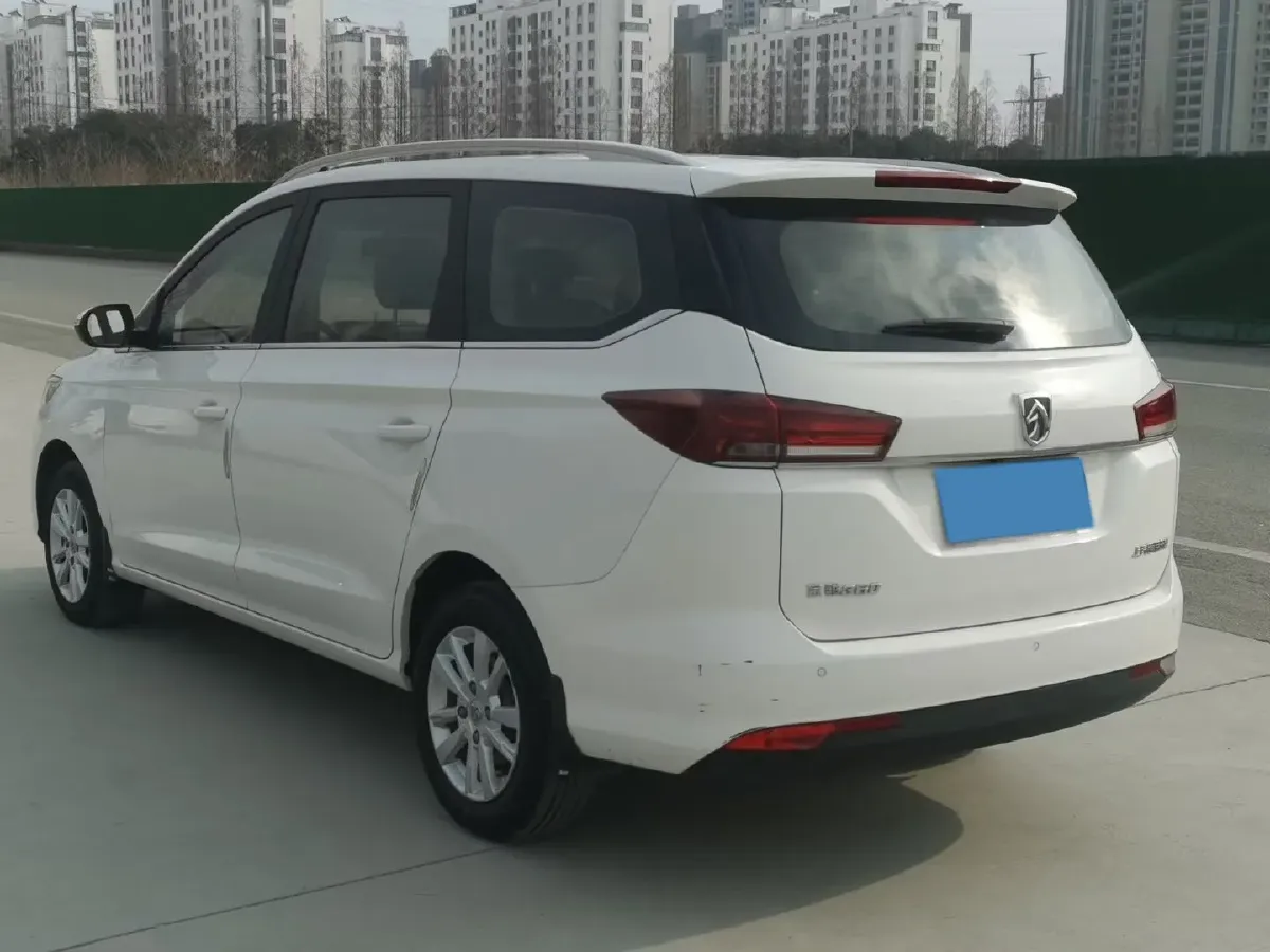 2018 BaoJun 360 1.5L 112HP L4 6MT,autocango,china used car exporter,china ev exporter,chinese used car exporter,chinese used ev exporter