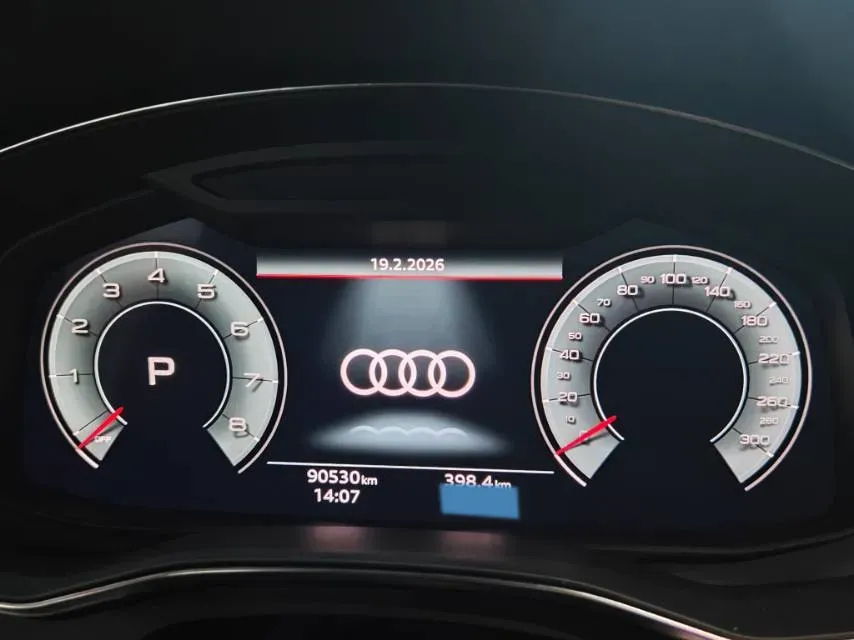 2022 Audi A6L 3.0T 340HP V6 7DCT,autocango,china used car exporter,china ev exporter,chinese used car exporter,chinese used ev exporter