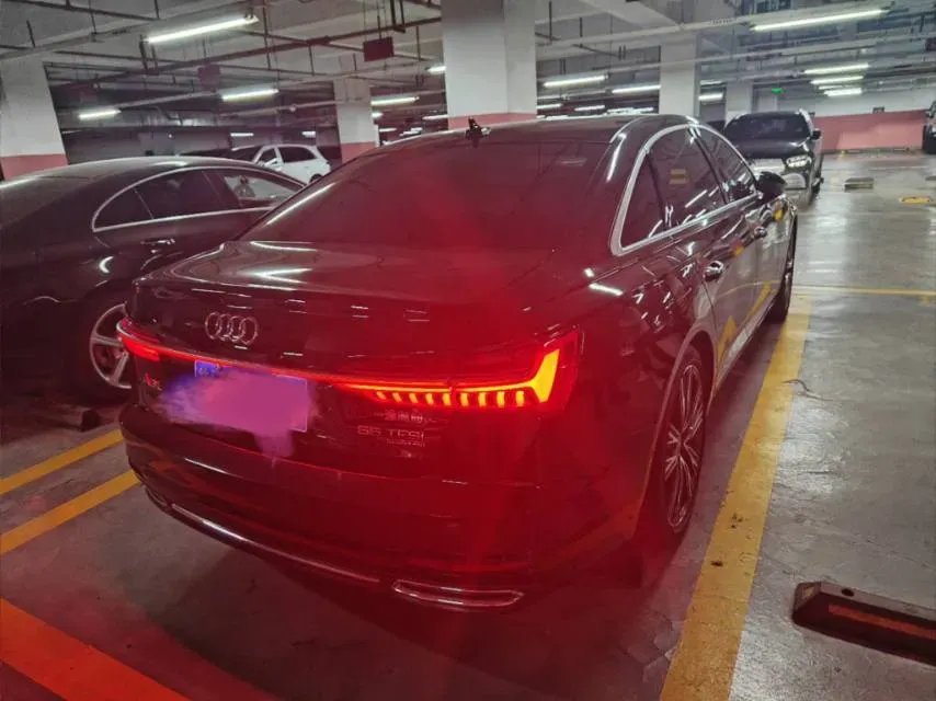 2022 Audi A6L 3.0T 340HP V6 7DCT,autocango,china used car exporter,china ev exporter,chinese used car exporter,chinese used ev exporter