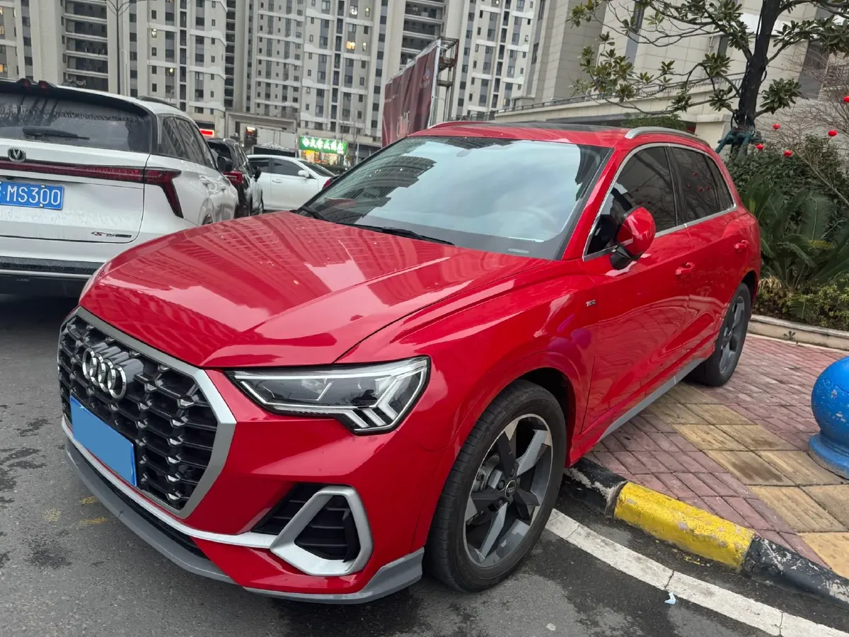 2023 Audi Q3 1.4T 150HP L4 7DCT,autocango,china used car exporter,china ev exporter,chinese used car exporter,chinese used ev exporter