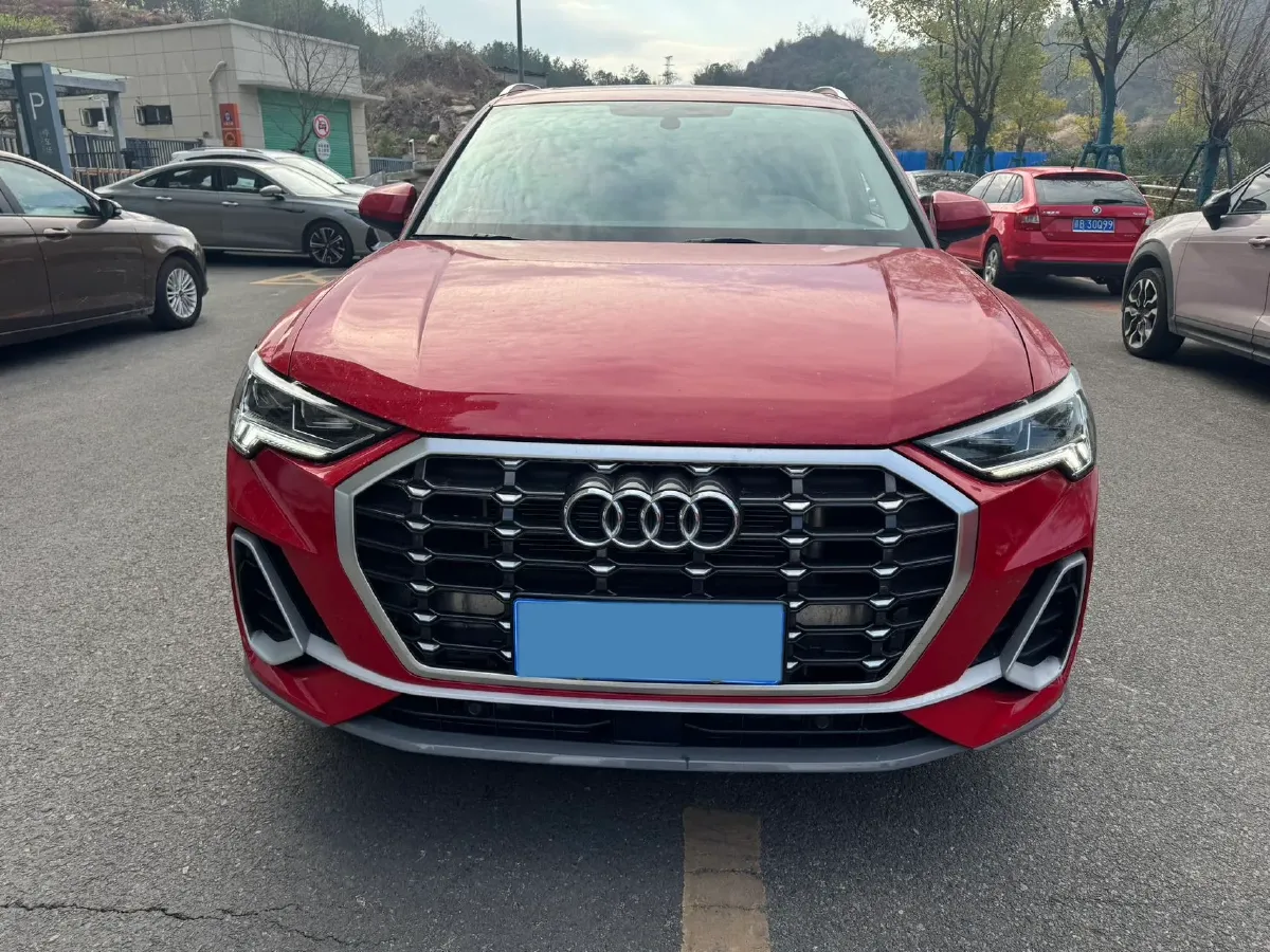 2023 Audi Q3 1.4T 150HP L4 7DCT,autocango,china used car exporter,china ev exporter,chinese used car exporter,chinese used ev exporter