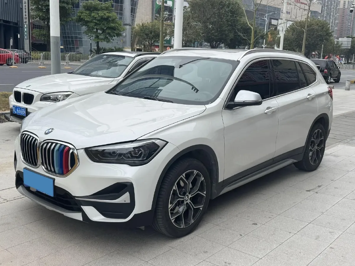 2022 BMW X1 1.5T 140HP L3 7DCT,autocango,china used car exporter,china ev exporter,chinese used car exporter,chinese used ev exporter