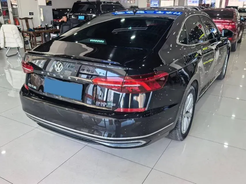 2019 Skoda Kodiak 2.0T 186HP L4 7DCT,autocango,china used car exporter,china ev exporter,chinese used car exporter,chinese used ev exporter