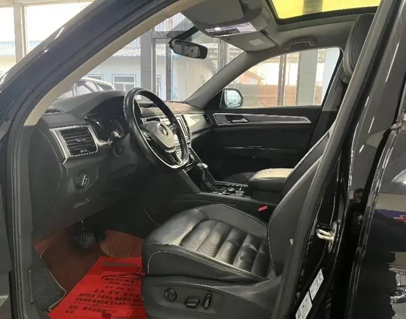 2019 Volkswagen Teramont 2.0T 220HP L4 7DCT,autocango,china used car exporter,china ev exporter,chinese used car exporter,chinese used ev exporter
