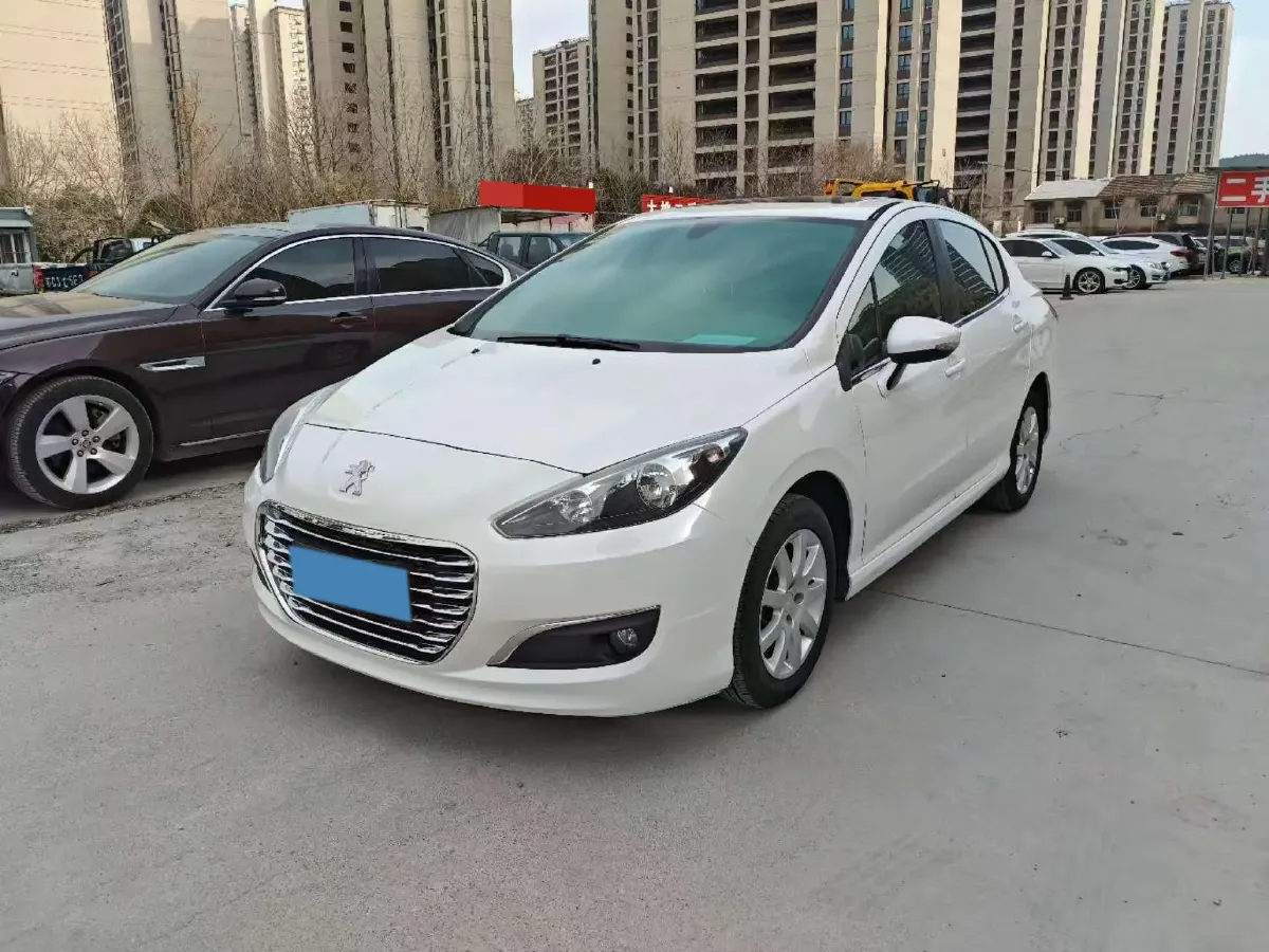 2014 Peugeot 308 1.6L 117HP L4 4AT,autocango,china used car exporter,china ev exporter,chinese used car exporter,chinese used ev exporter