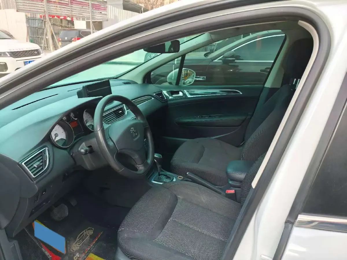 2014 Peugeot 308 1.6L 117HP L4 4AT,autocango,china used car exporter,china ev exporter,chinese used car exporter,chinese used ev exporter