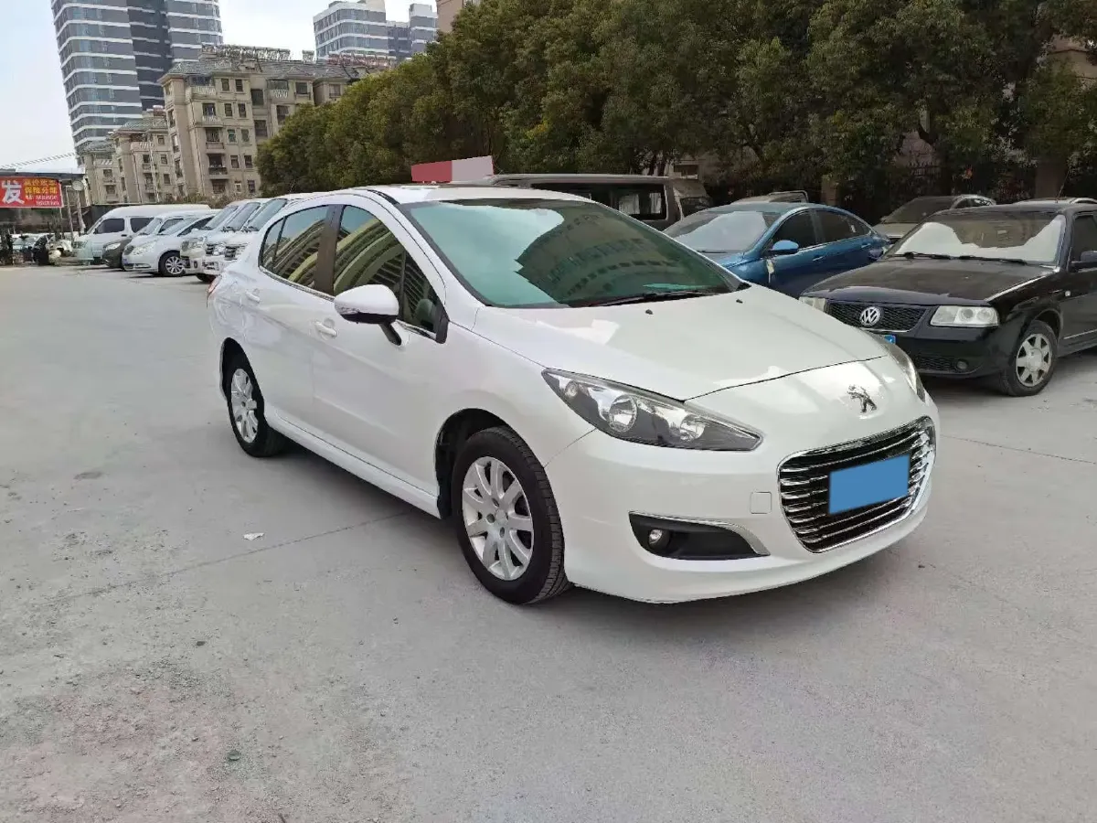 2014 Peugeot 308 1.6L 117HP L4 4AT,autocango,china used car exporter,china ev exporter,chinese used car exporter,chinese used ev exporter