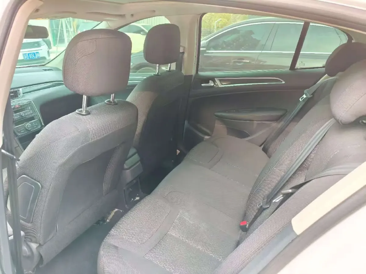 2014 Peugeot 308 1.6L 117HP L4 4AT,autocango,china used car exporter,china ev exporter,chinese used car exporter,chinese used ev exporter