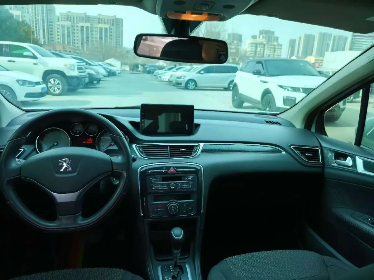 2014 Peugeot 308 1.6L 117HP L4 4AT,autocango,china used car exporter,china ev exporter,chinese used car exporter,chinese used ev exporter